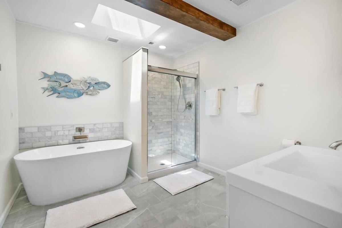 The St Augusdream Renovated Beach House Sleeps 8 Walk To Beach 세인트어거스틴 외부 사진
