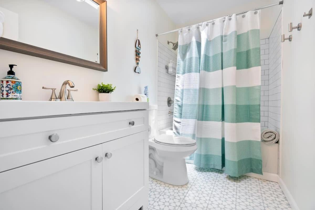 The St Augusdream Renovated Beach House Sleeps 8 Walk To Beach 세인트어거스틴 외부 사진