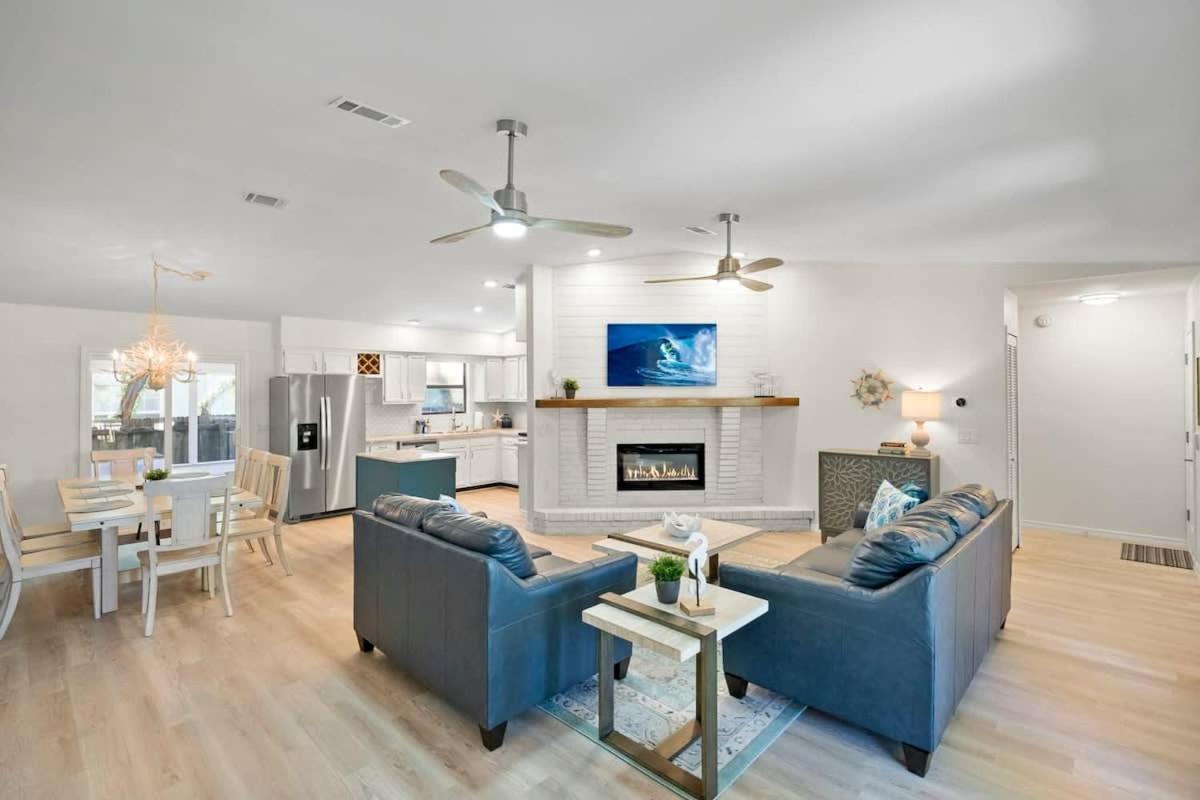 The St Augusdream Renovated Beach House Sleeps 8 Walk To Beach 세인트어거스틴 외부 사진